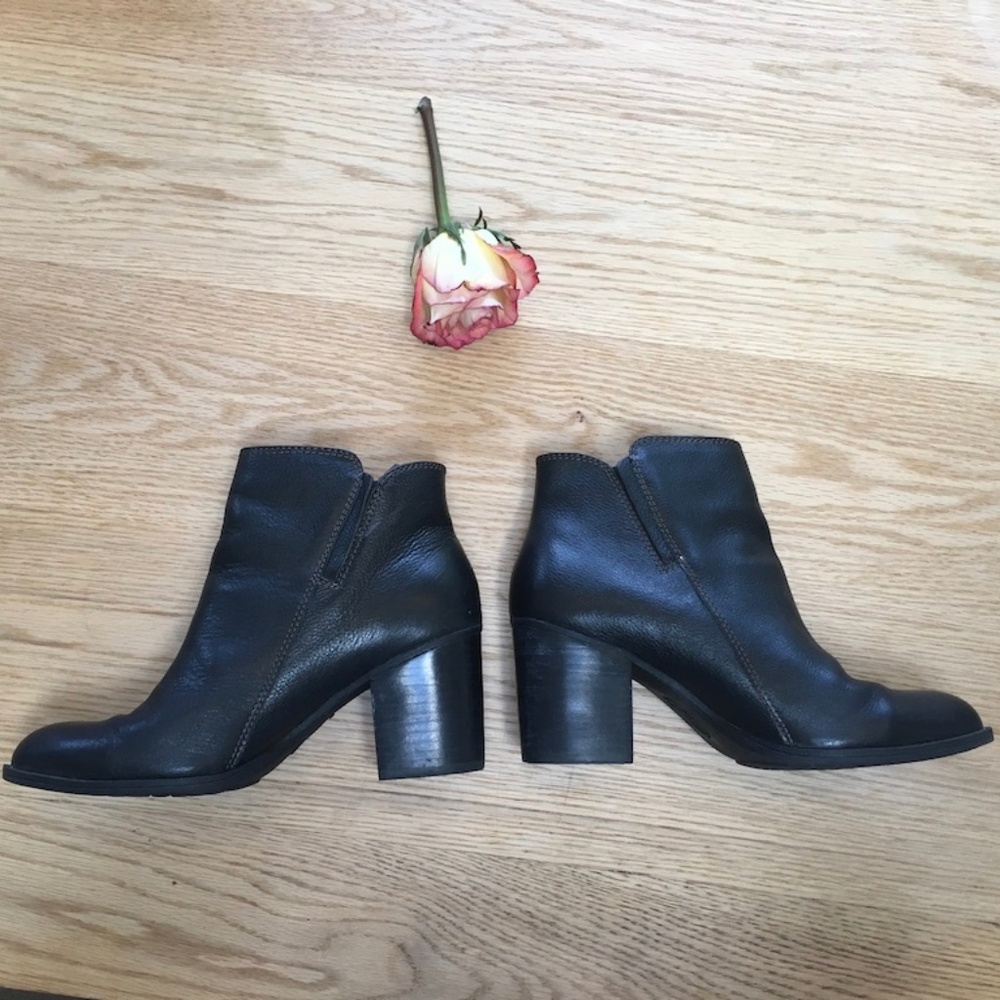 Black Leather Ankle Boots 7.5 by Sofft